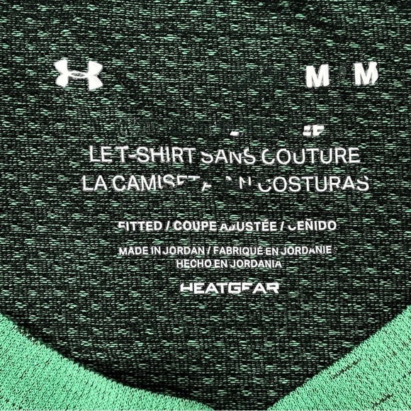 Under Armour Tee Mens Medium Bright Green Seamless Wave Contoured Fitted T Shirt - Picture 9 of 10